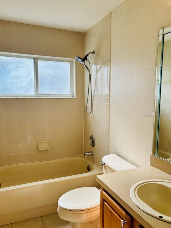 1131 BAYCREST DR, WESLEY CHAPEL, FL, 33544