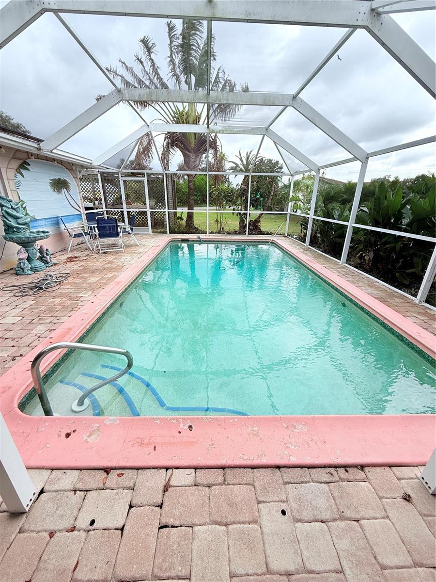 644 BLUE LN NW, PORT CHARLOTTE, FL, 33952