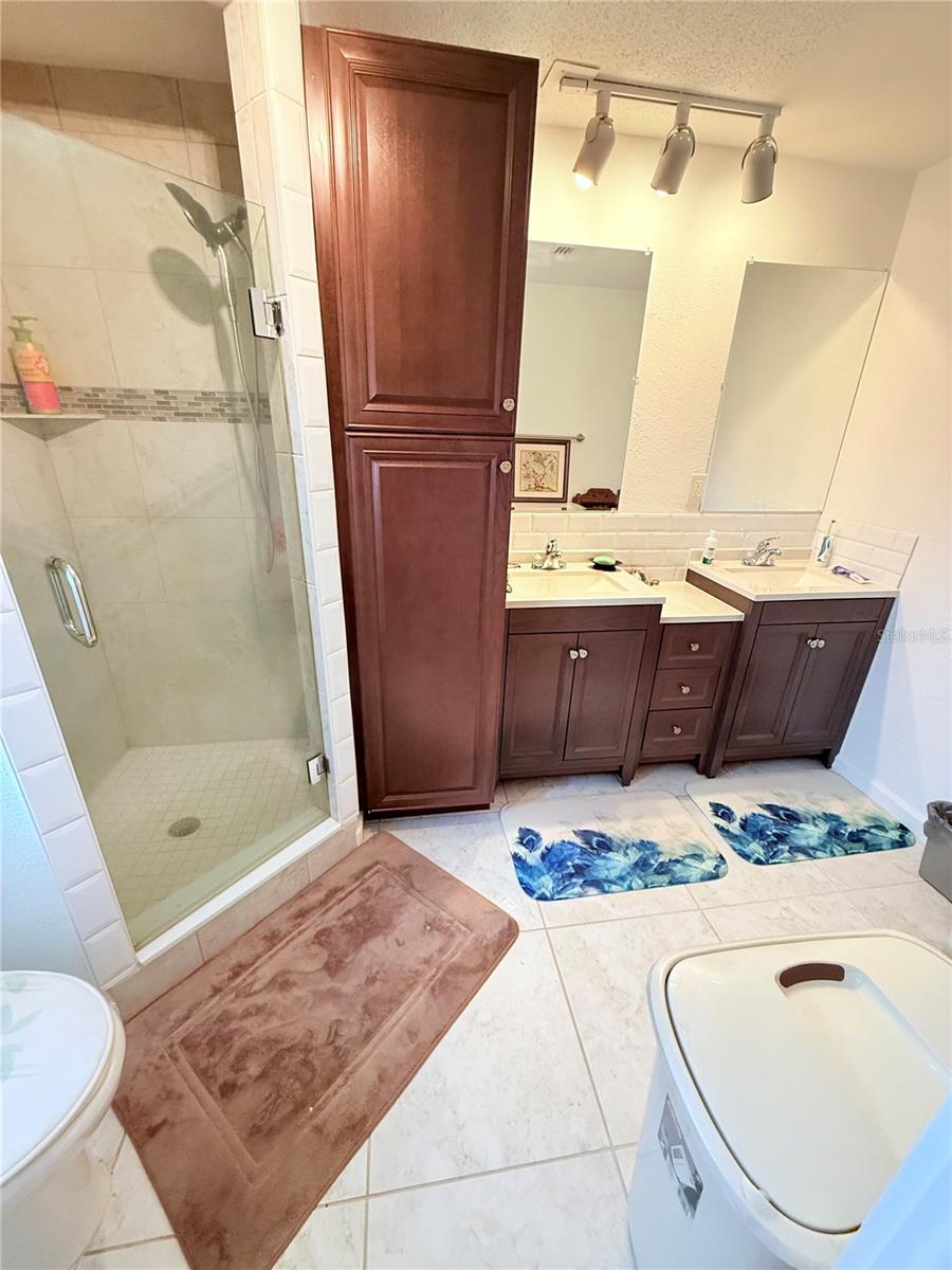 644 BLUE LN NW, PORT CHARLOTTE, FL, 33952