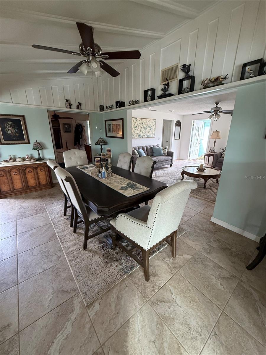 644 BLUE LN NW, PORT CHARLOTTE, FL, 33952