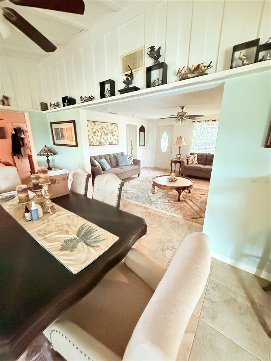 644 BLUE LN NW, PORT CHARLOTTE, FL, 33952