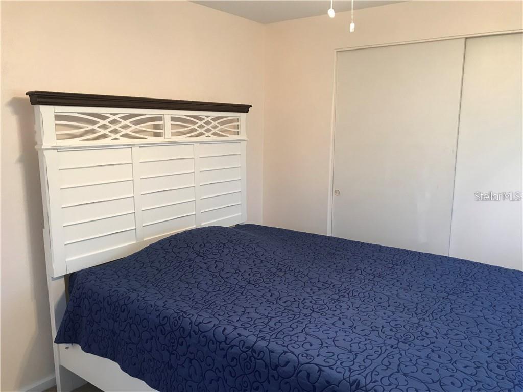 644 BLUE LN NW, PORT CHARLOTTE, FL, 33952