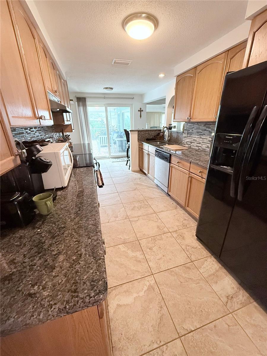 644 BLUE LN NW, PORT CHARLOTTE, FL, 33952