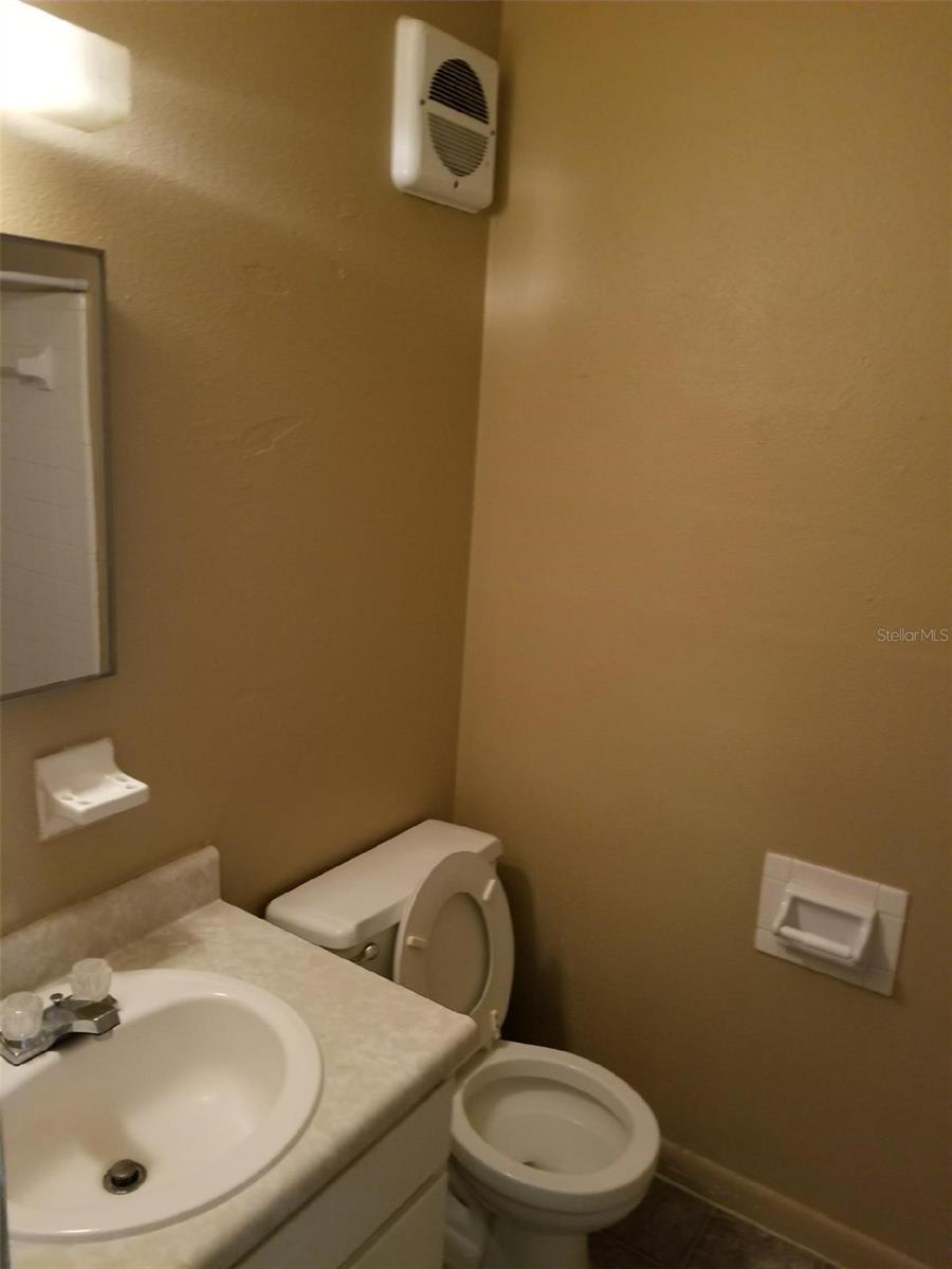 302 S SPRING GARDEN AVE #C-08, DELAND, FL, 32720