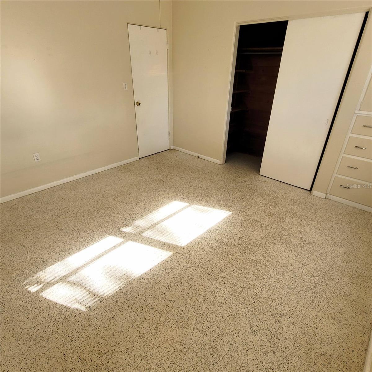 2253 ARLINGTON ST, SARASOTA, FL, 34239