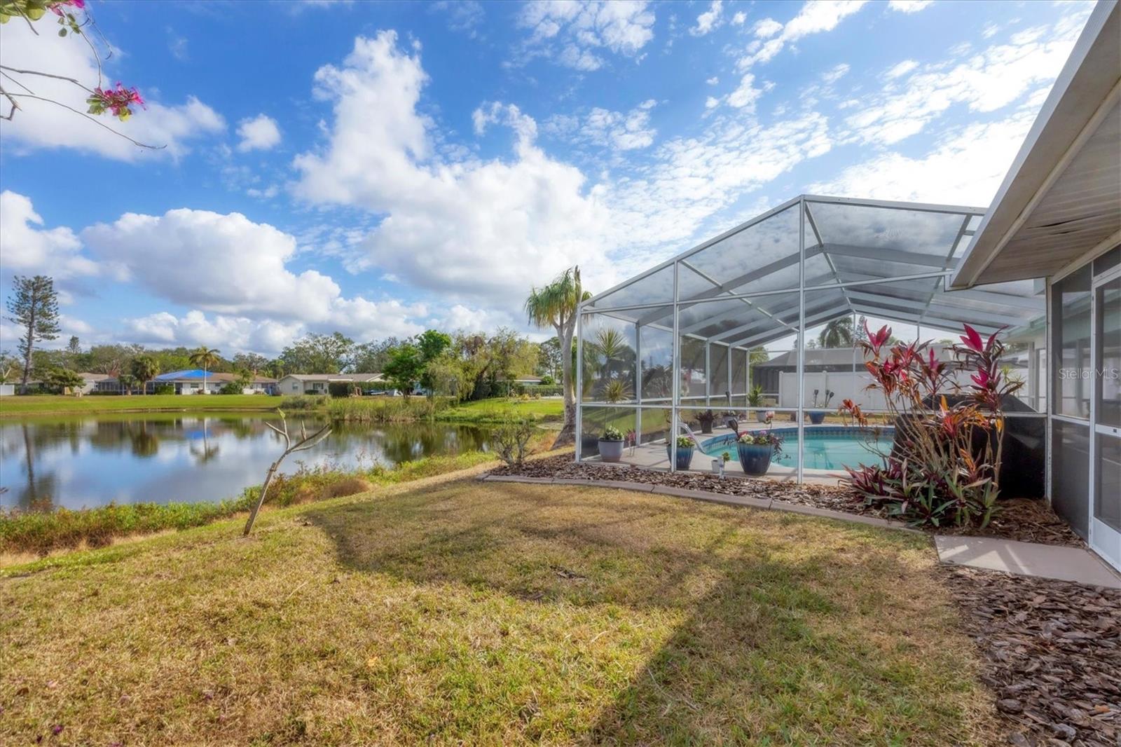 2215 39TH ST W, BRADENTON, FL, 34205