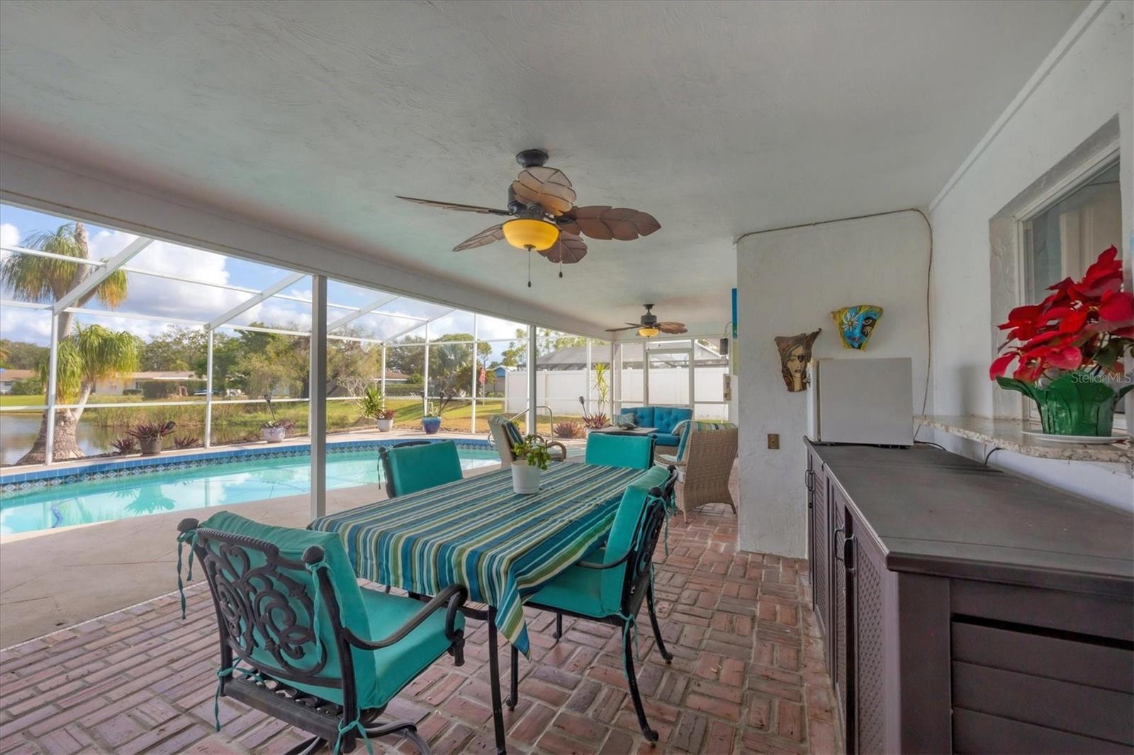 2215 39TH ST W, BRADENTON, FL, 34205