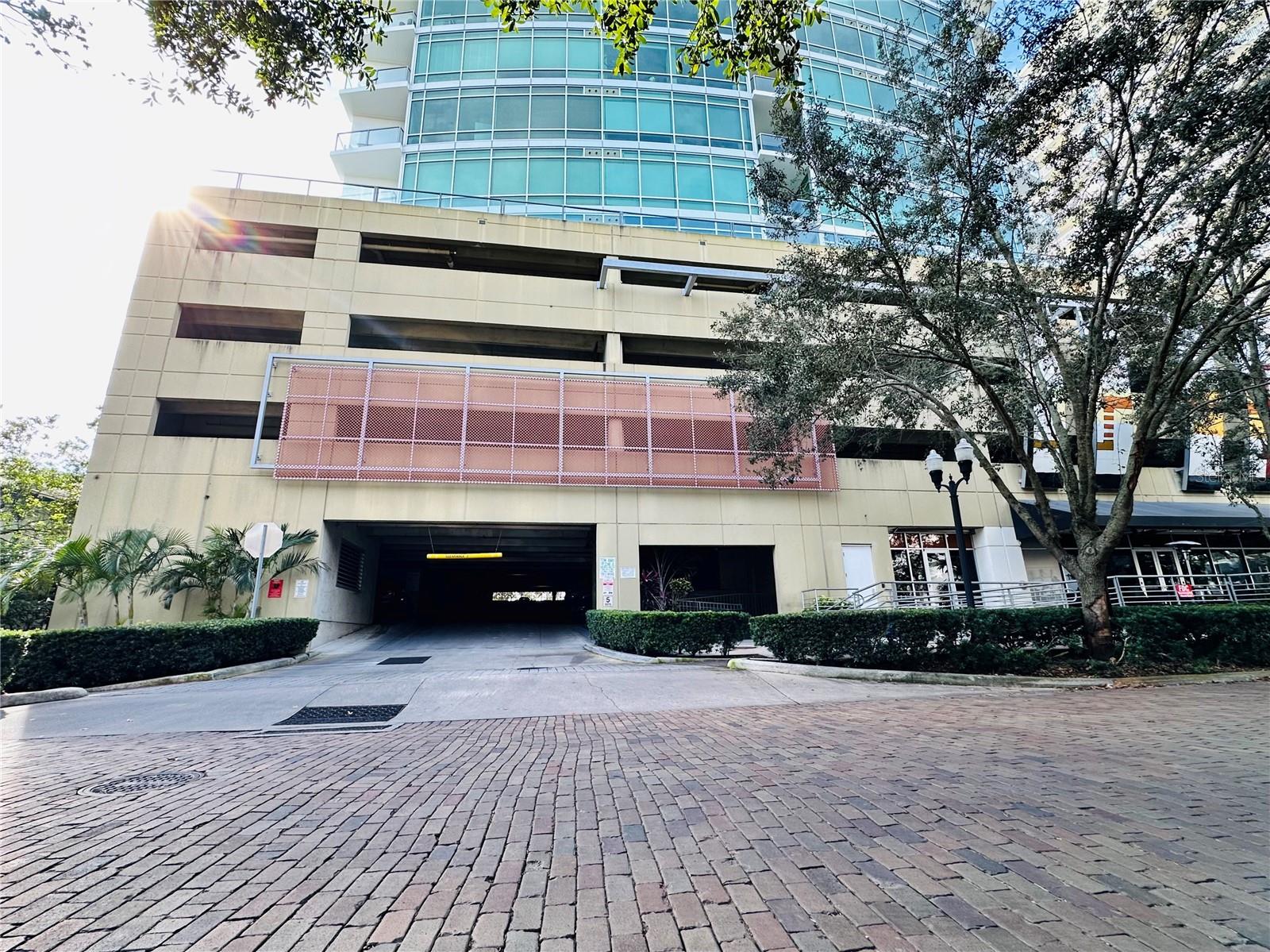 101 S EOLA DR #1009, ORLANDO, FL, 32801