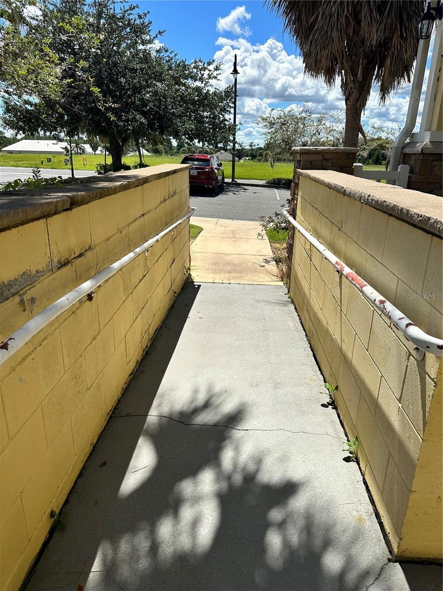 6350 SANDERS GROVE CIR, OKAHUMPKA, FL, 34762