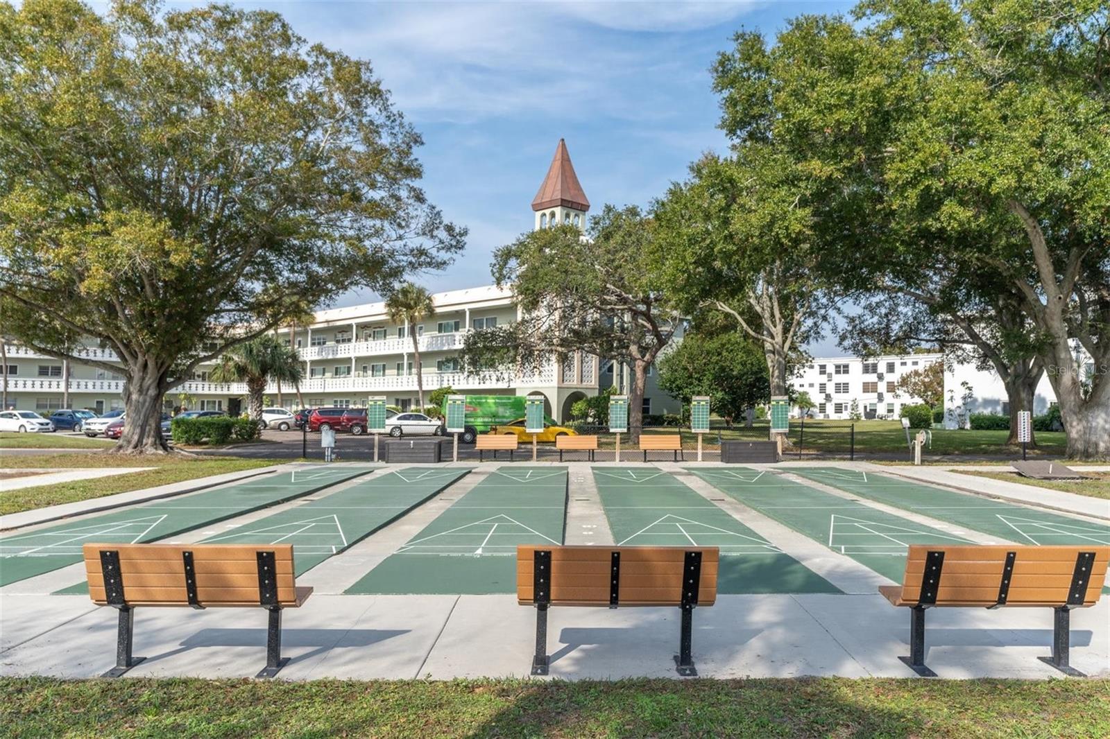 2021 AUSTRALIA WAY #33, CLEARWATER, FL, 33763