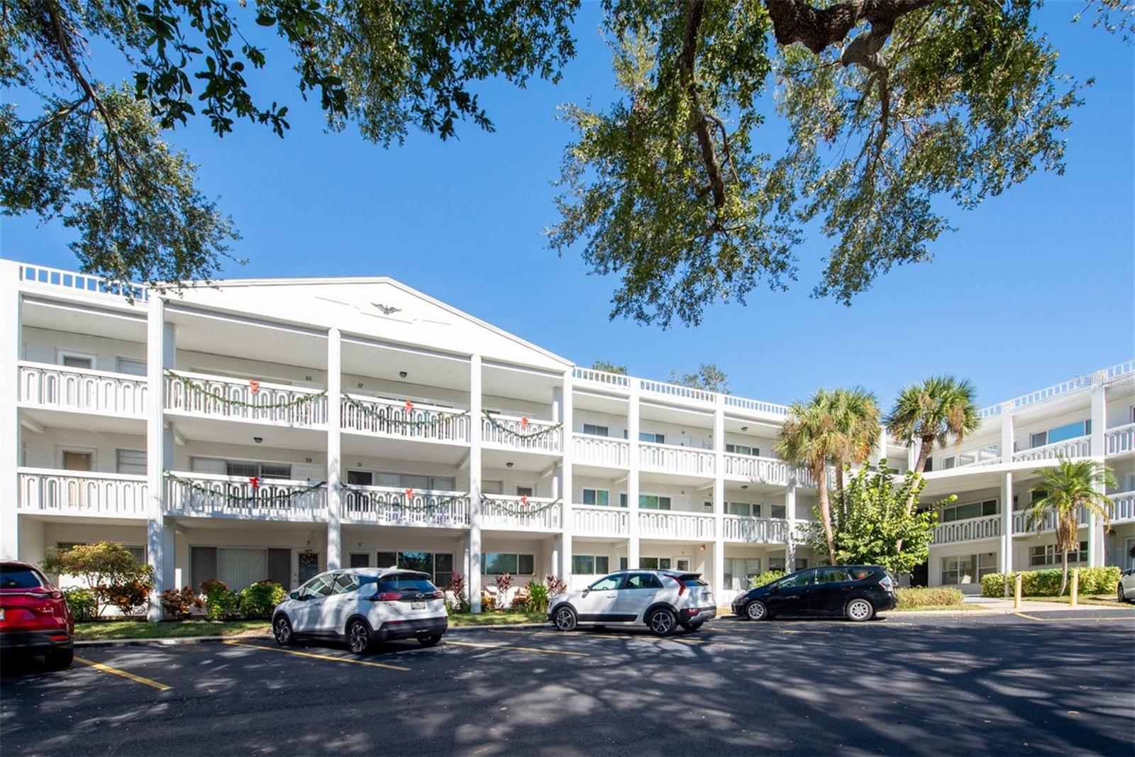 2021 AUSTRALIA WAY #33, CLEARWATER, FL, 33763