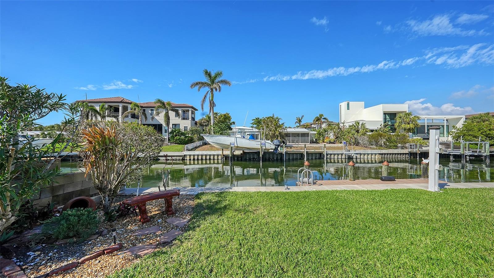 537 HALYARD LN, LONGBOAT KEY, FL, 34228