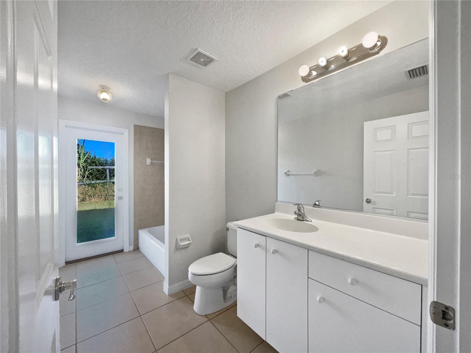 10 FERNGATE LN, PALM COAST, FL, 32137