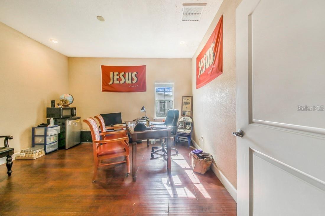 1021 DR. MARTIN LUTHER KING JR. WAY, HAINES CITY, FL, 33844