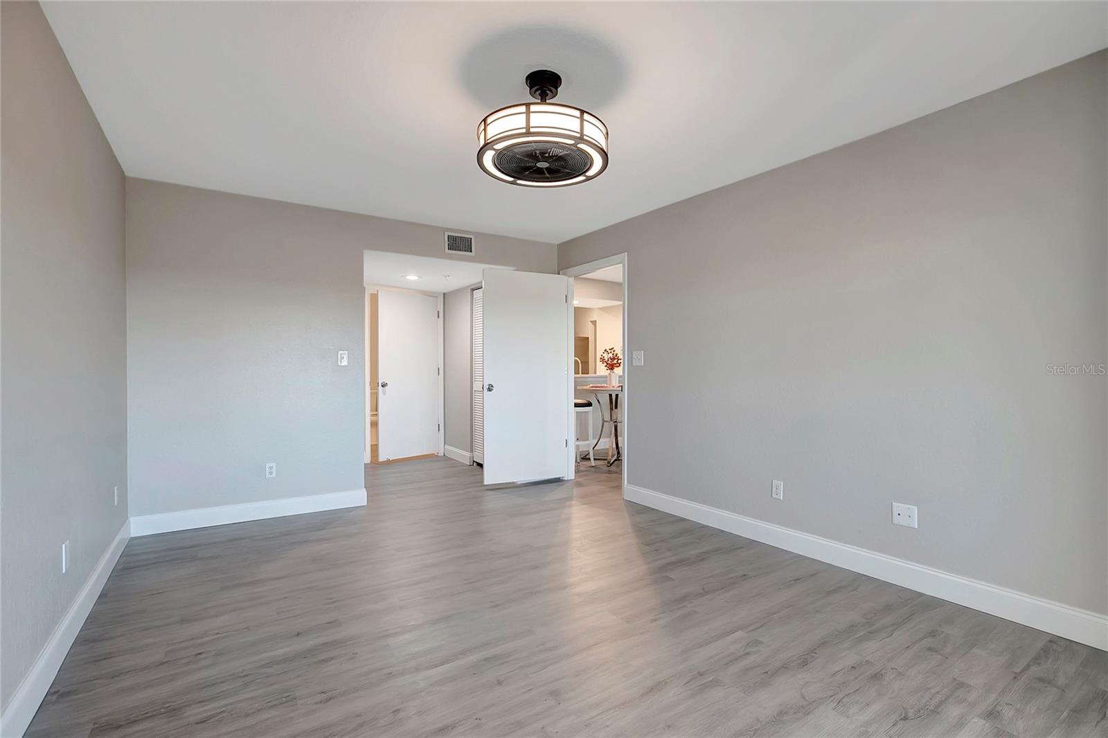 2323 FEATHER SOUND DR #310, CLEARWATER, FL, 33762