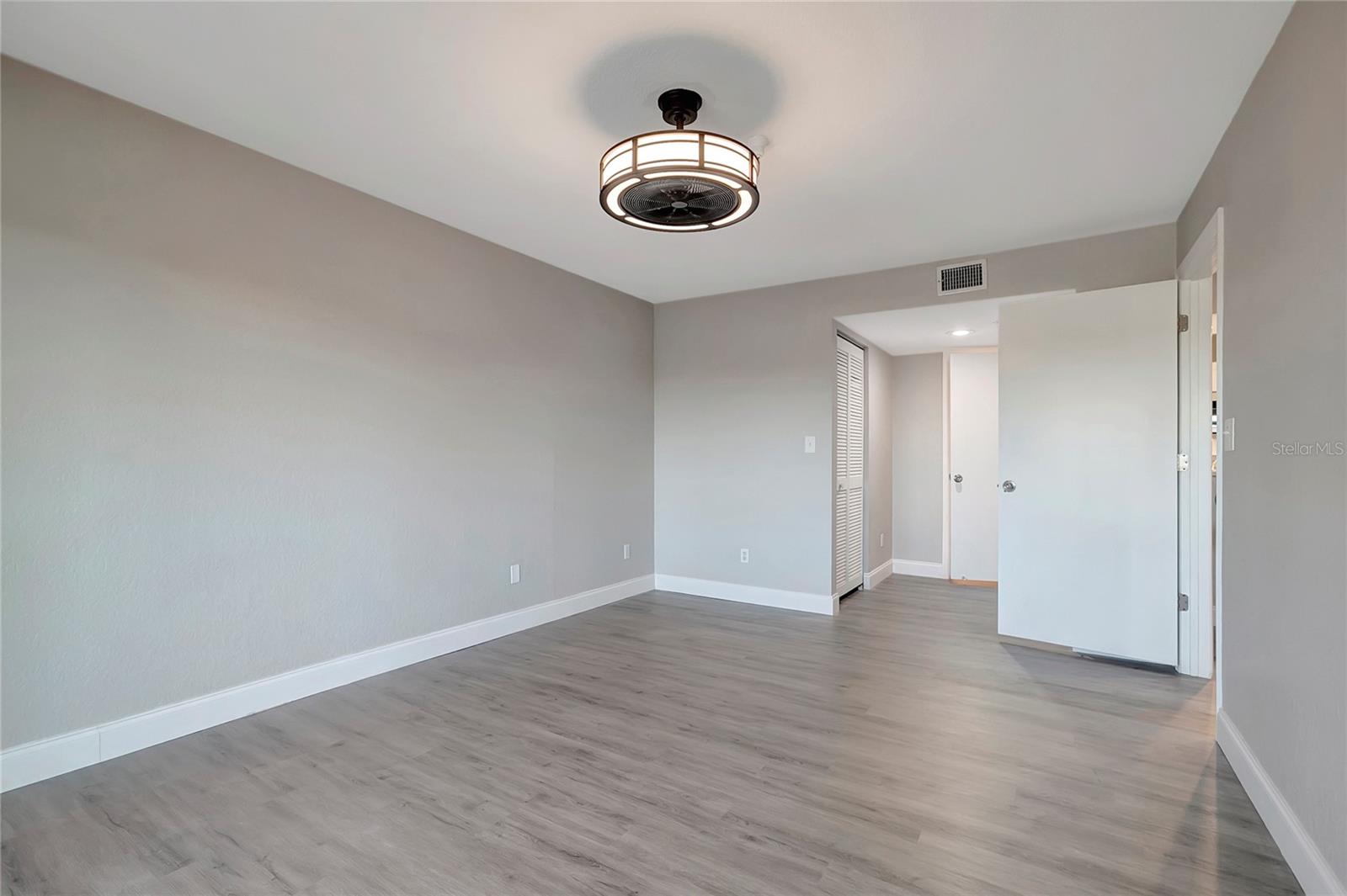 2323 FEATHER SOUND DR #310, CLEARWATER, FL, 33762