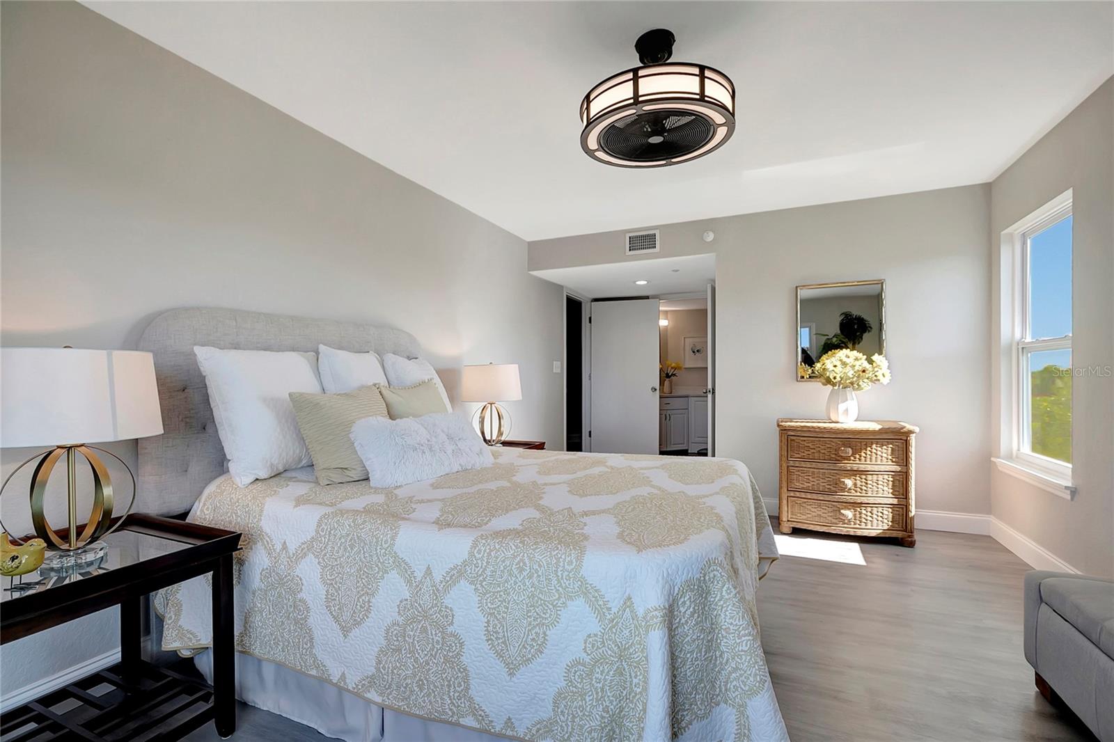 2323 FEATHER SOUND DR #310, CLEARWATER, FL, 33762