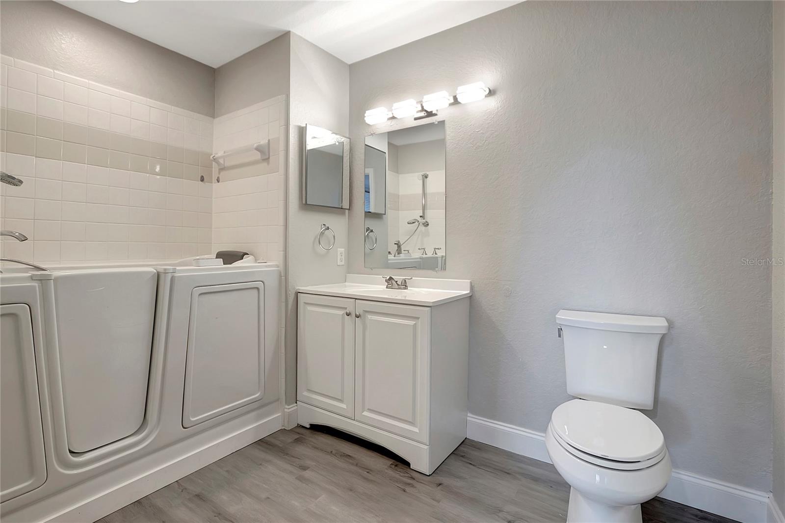 2323 FEATHER SOUND DR #310, CLEARWATER, FL, 33762