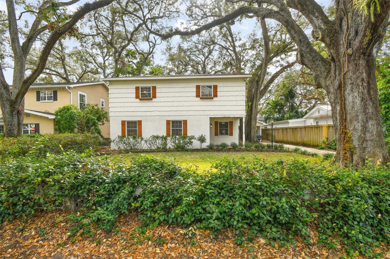 3322 W DORCHESTER ST, TAMPA, FL, 33611