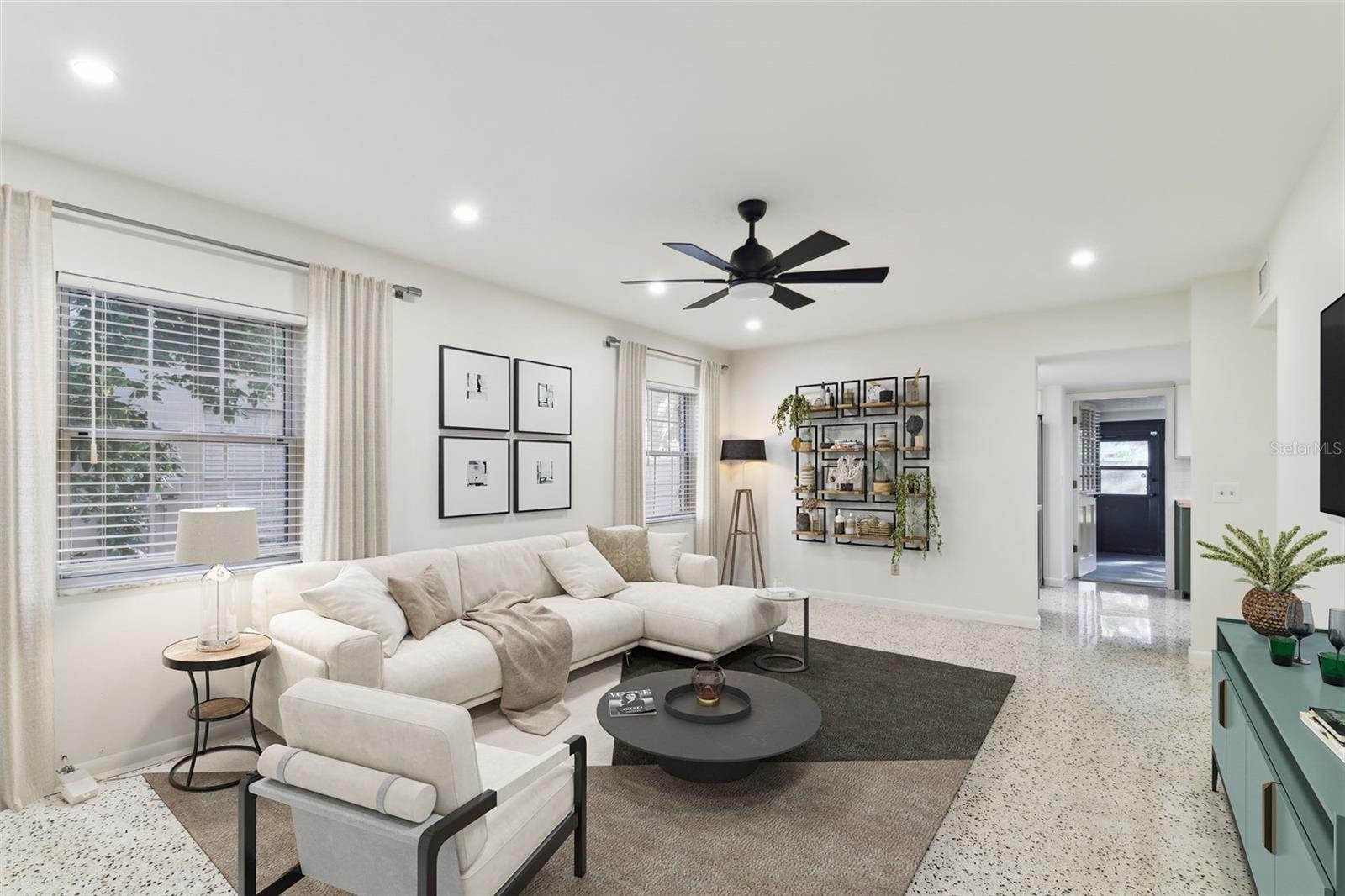 3322 W DORCHESTER ST, TAMPA, FL, 33611