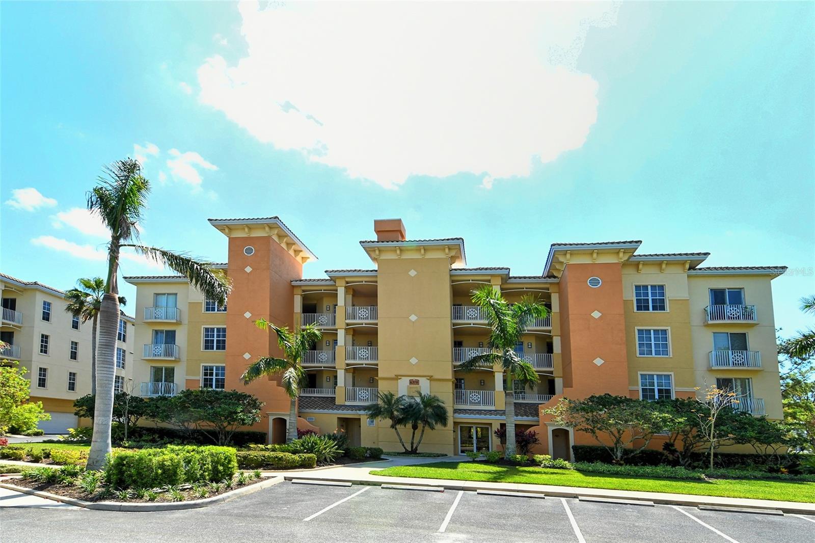 6310 WATERCREST WAY #303, LAKEWOOD RANCH, FL, 34202