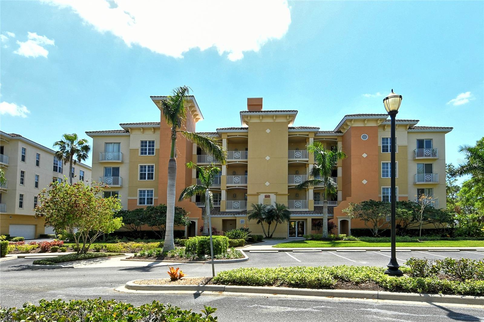 6310 WATERCREST WAY #303, LAKEWOOD RANCH, FL, 34202