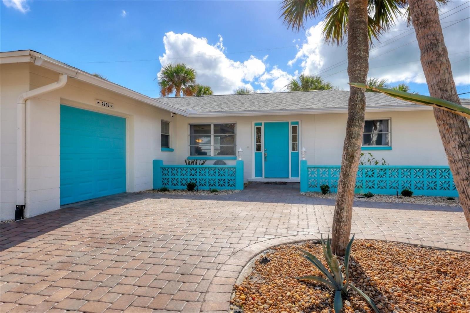 2835 N BEACH RD, ENGLEWOOD, FL, 34223