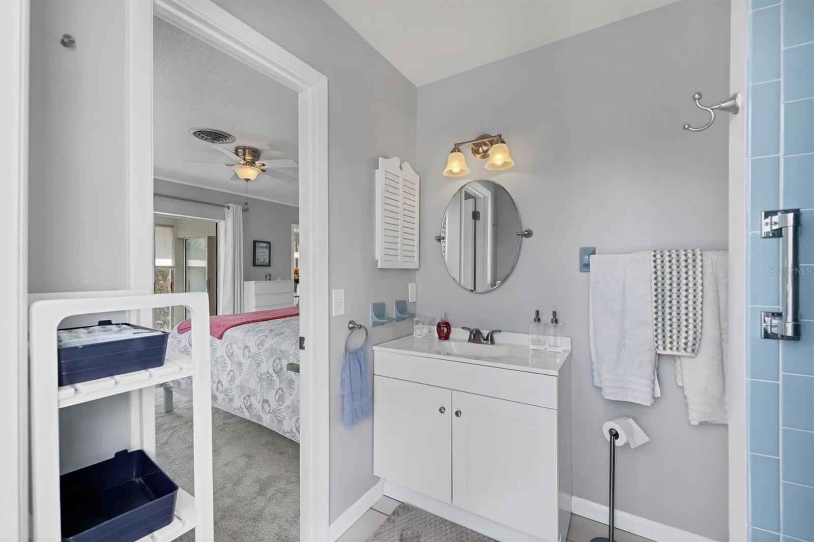2835 N BEACH RD, ENGLEWOOD, FL, 34223