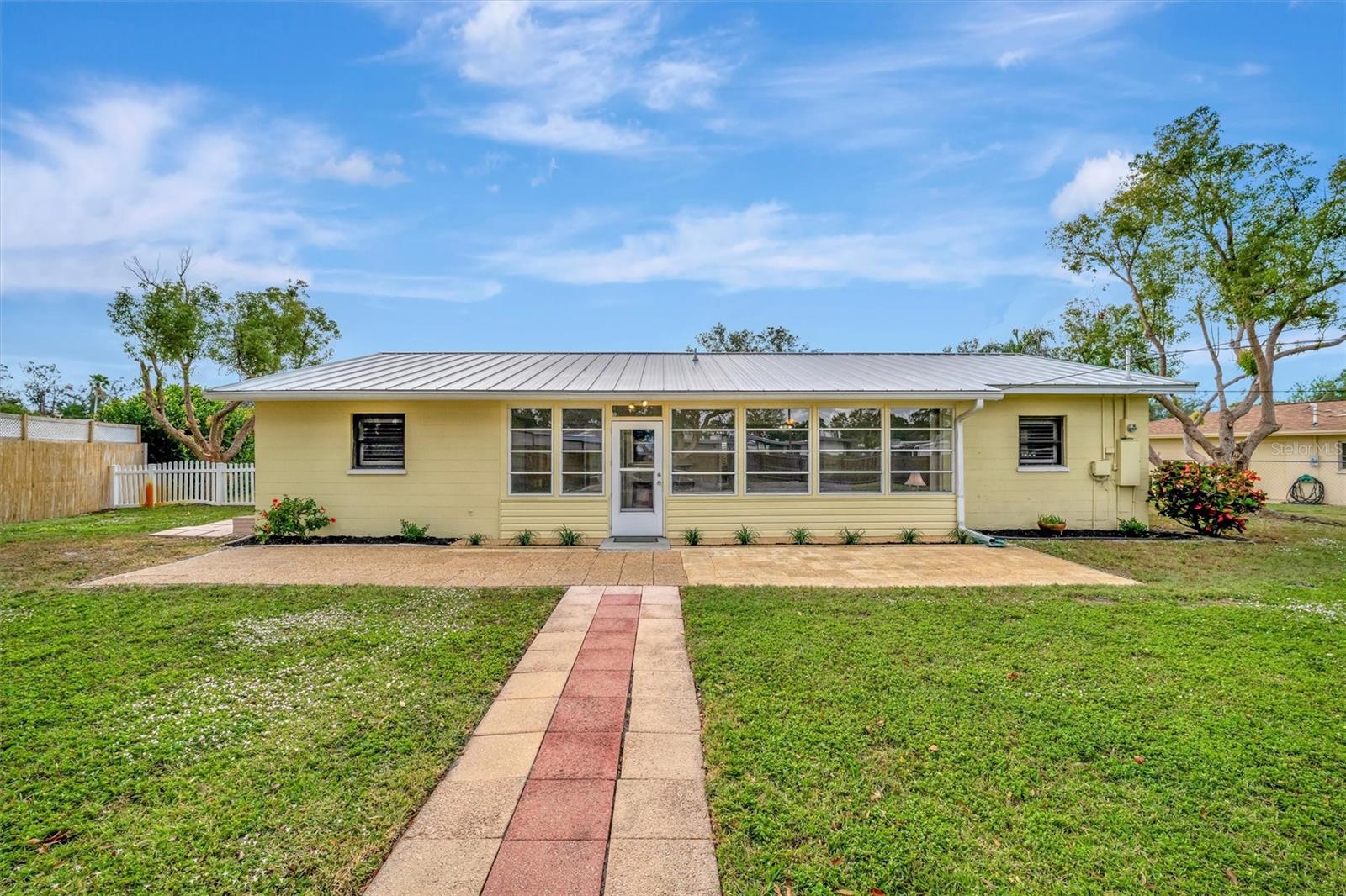 409 ARCHIBALD AVE, SARASOTA, FL, 34243