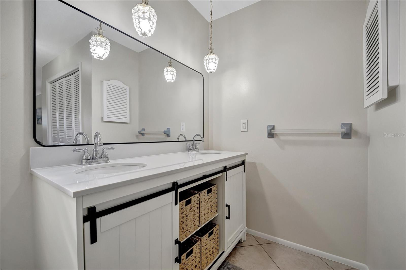 409 ARCHIBALD AVE, SARASOTA, FL, 34243