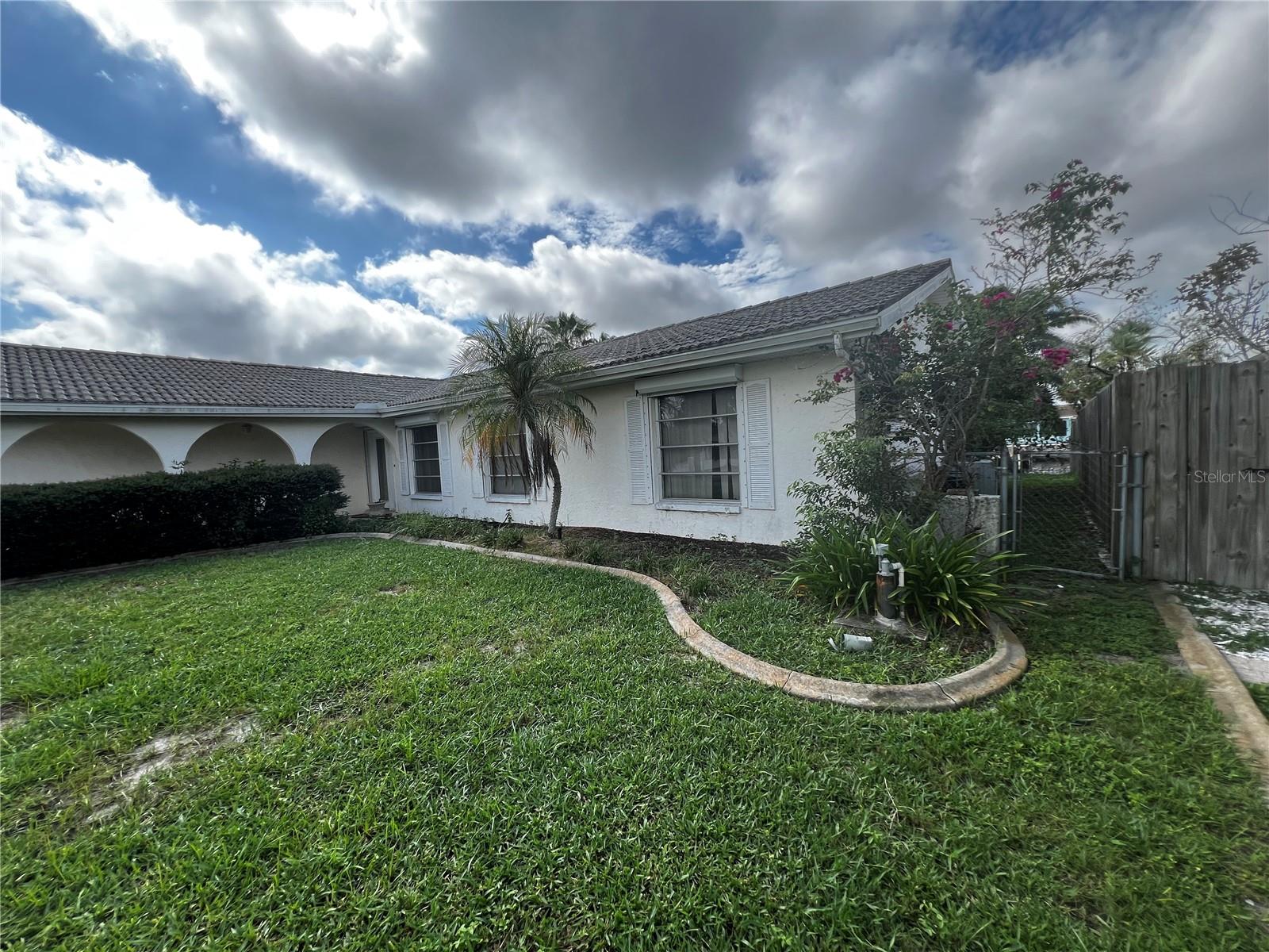 914 SAGO PALM WAY, APOLLO BEACH, FL, 33572