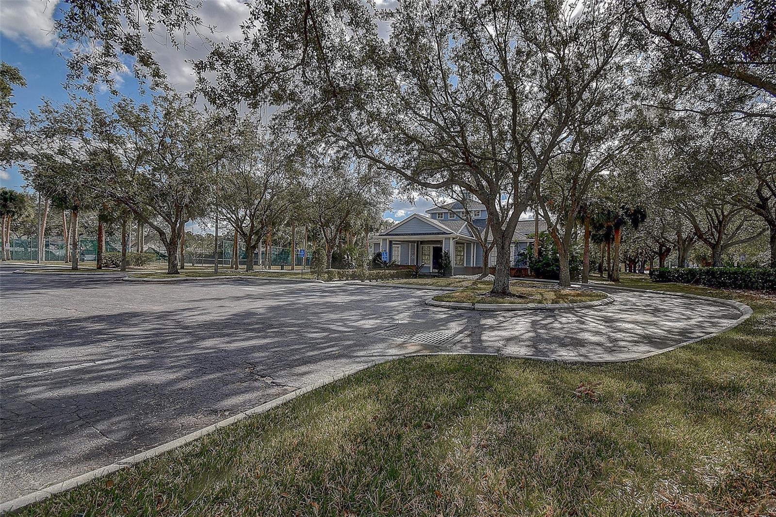 8620 BROOKWAY CIR, TAMPA, FL, 33635