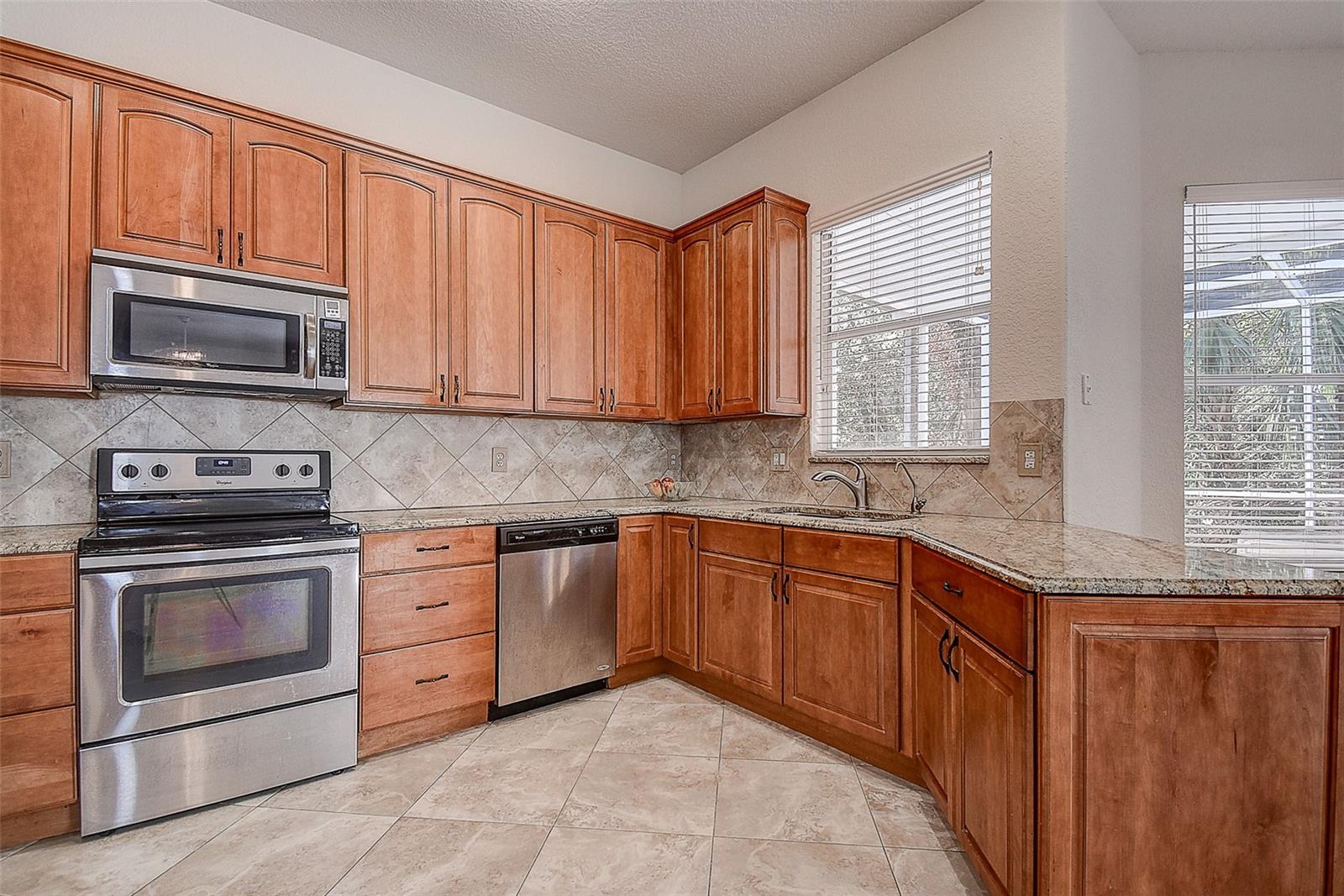 8620 BROOKWAY CIR, TAMPA, FL, 33635