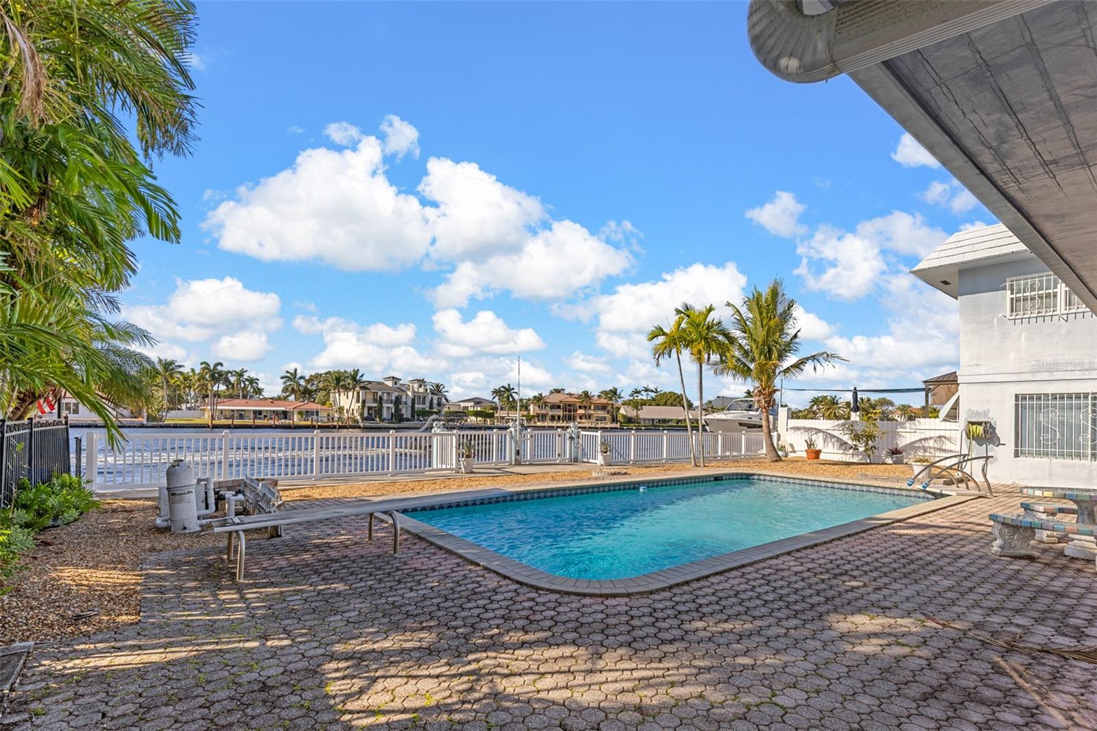 4621 W TRADEWINDS AVE, LAUDERDALE BY THE SEA, FL, 33308