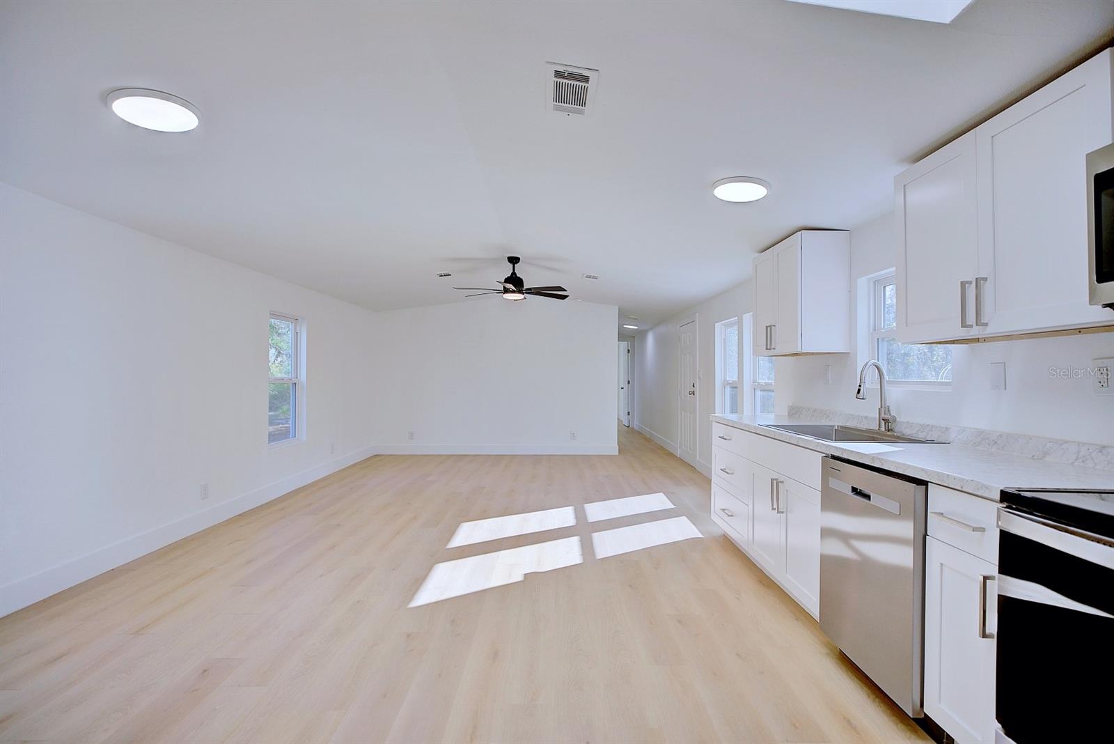 30 ARMADILLO RD, FROSTPROOF, FL, 33843