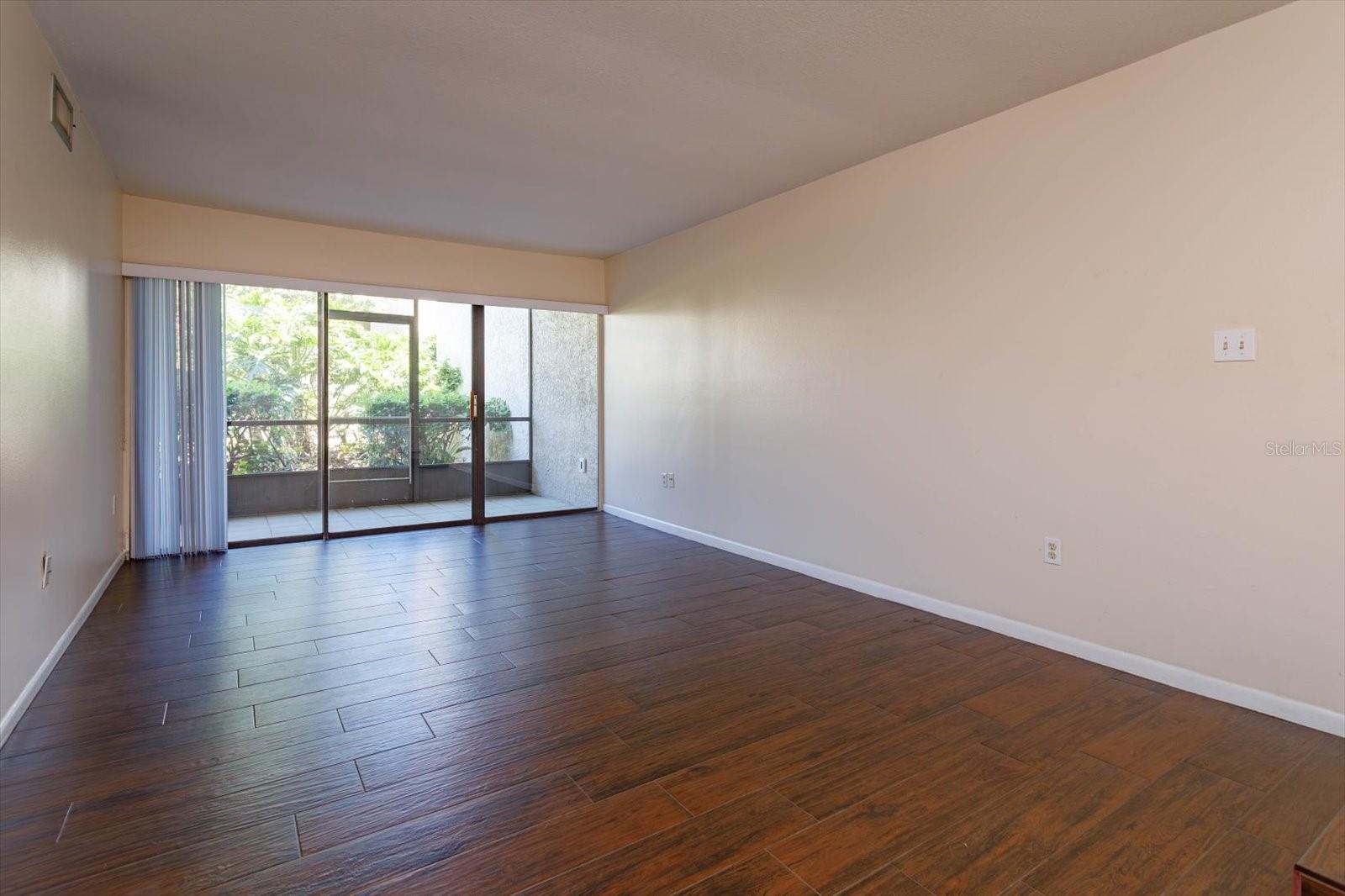 3294 S SEMORAN BLVD #1, ORLANDO, FL, 32822