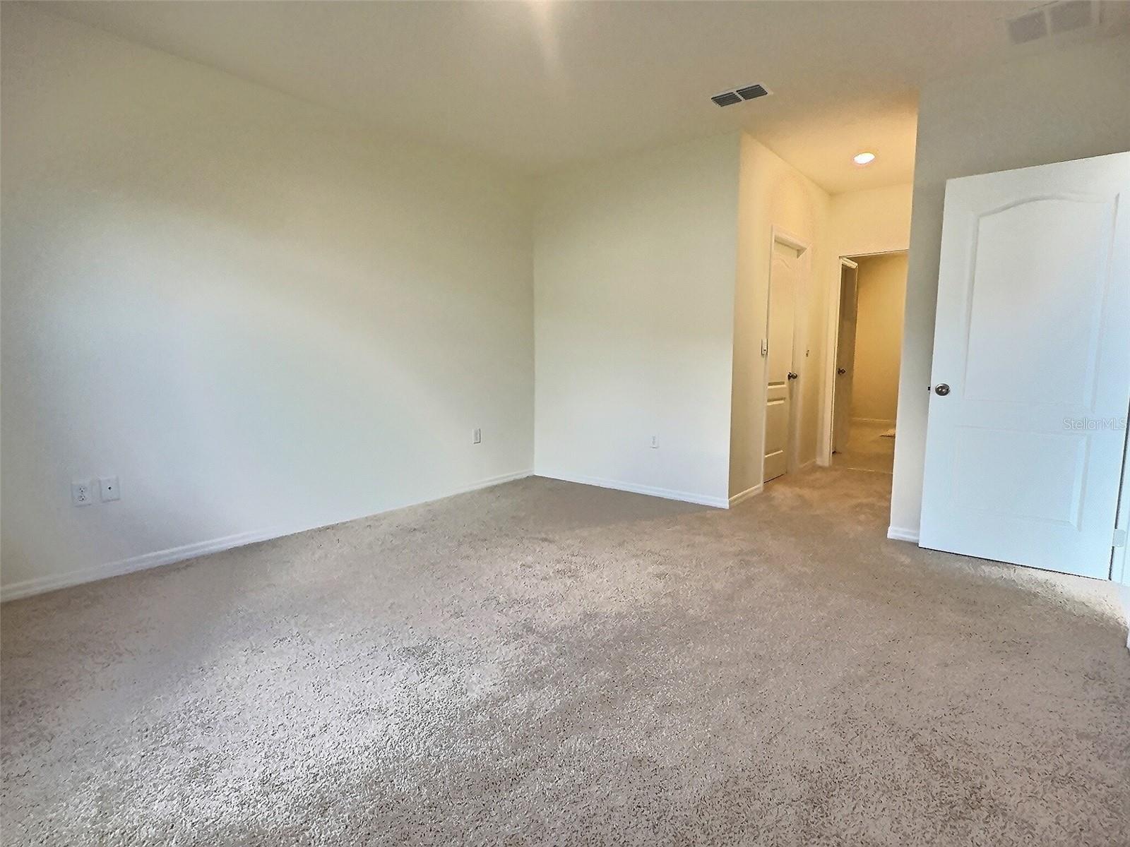 1979 CHICKASAW BLVD, DAVENPORT, FL, 33837