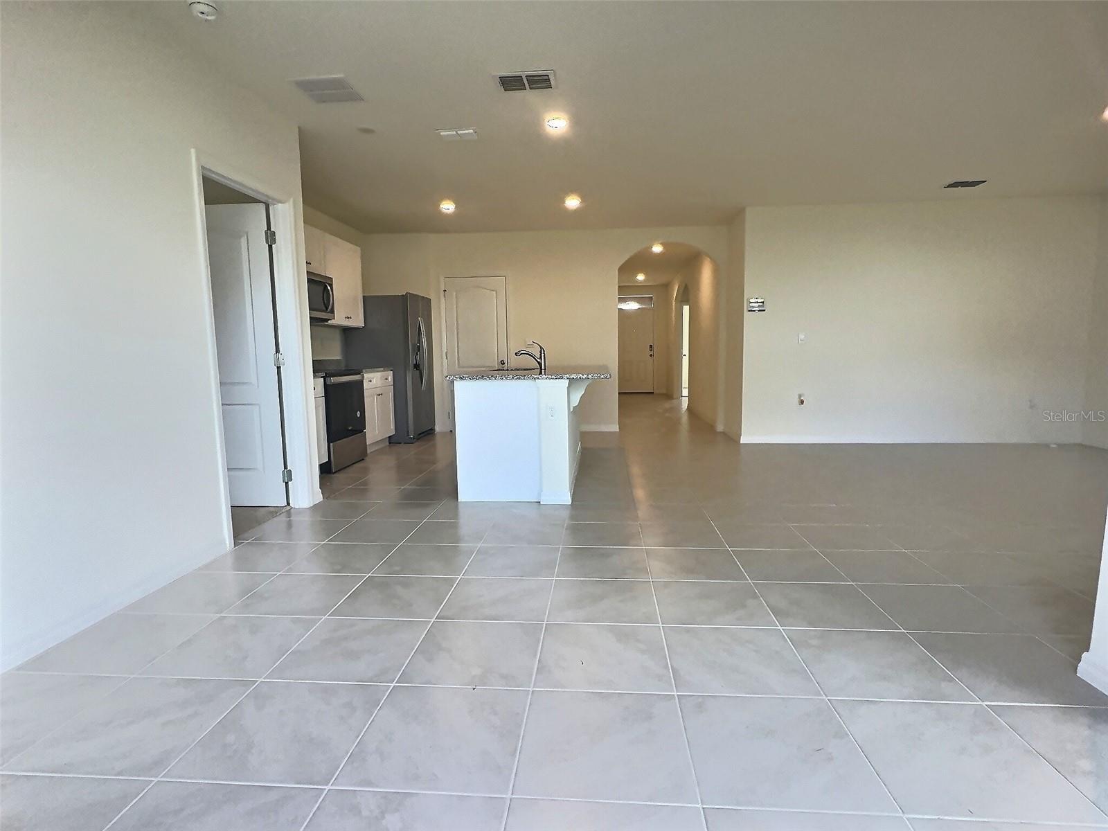 1979 CHICKASAW BLVD, DAVENPORT, FL, 33837