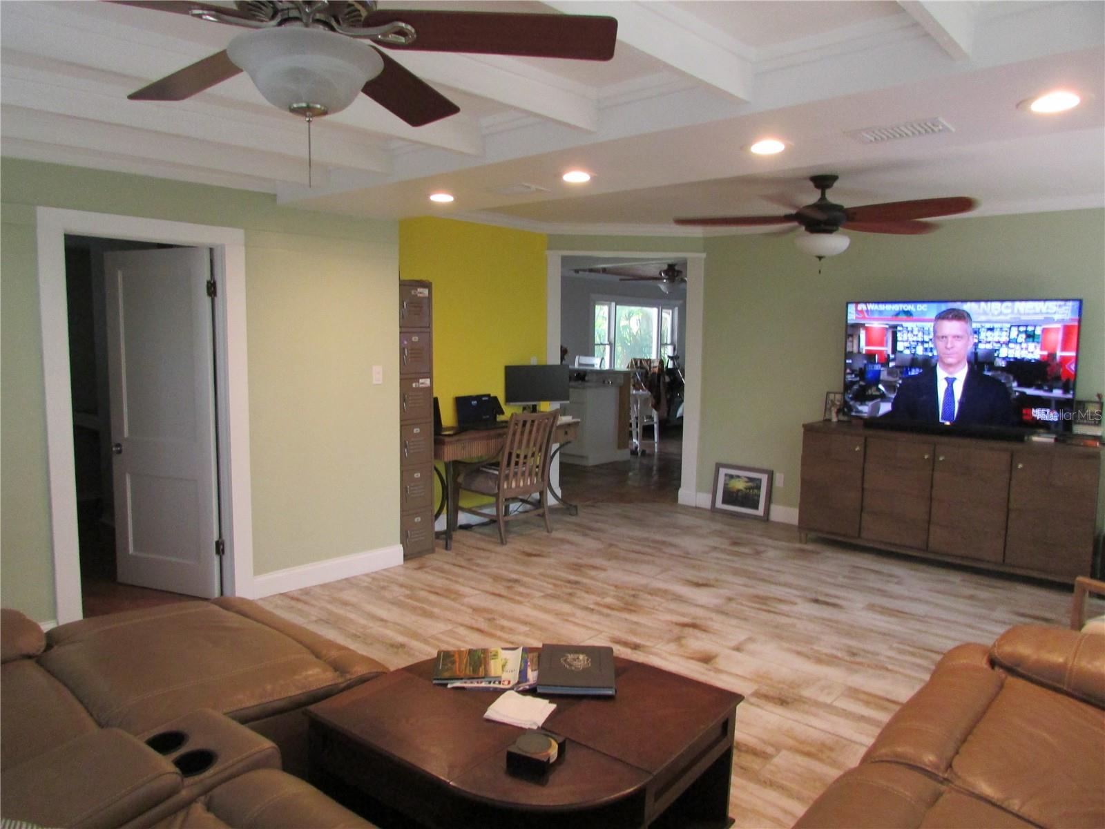 24 160TH CT, REDINGTON BEACH, FL, 33708