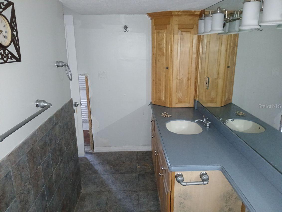 24 160TH CT, REDINGTON BEACH, FL, 33708
