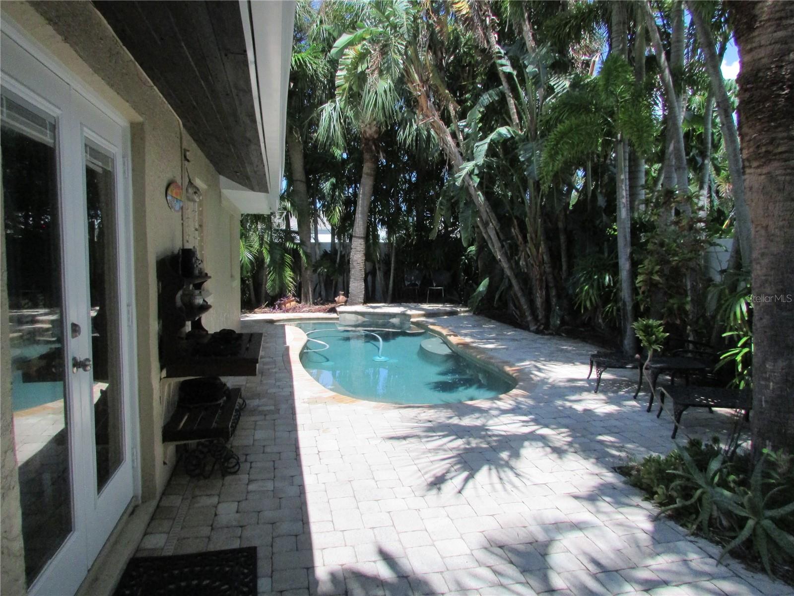 24 160TH CT, REDINGTON BEACH, FL, 33708