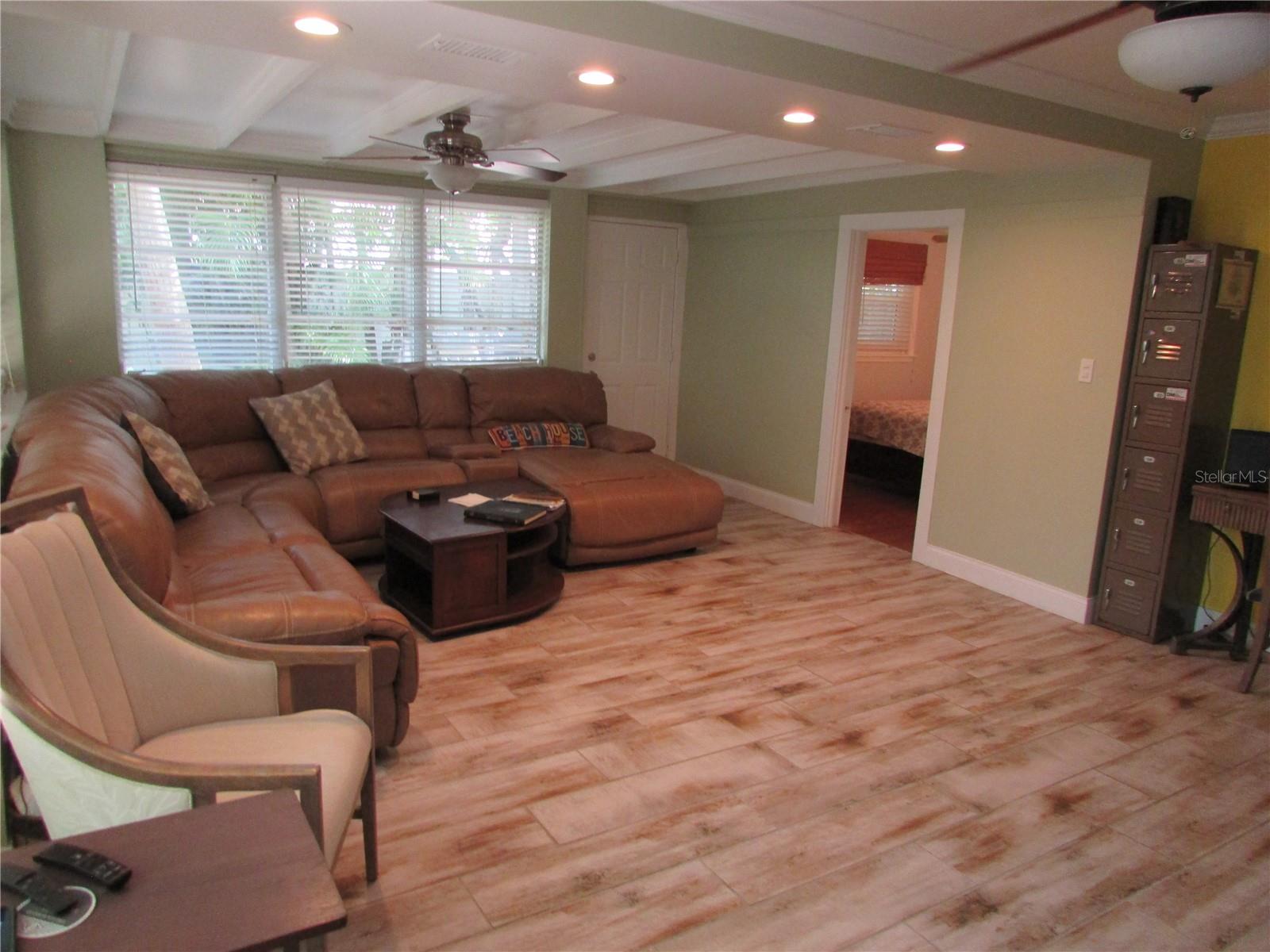 24 160TH CT, REDINGTON BEACH, FL, 33708