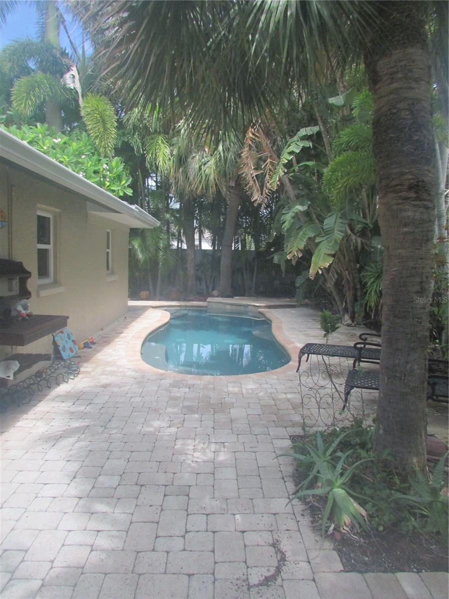 24 160TH CT, REDINGTON BEACH, FL, 33708