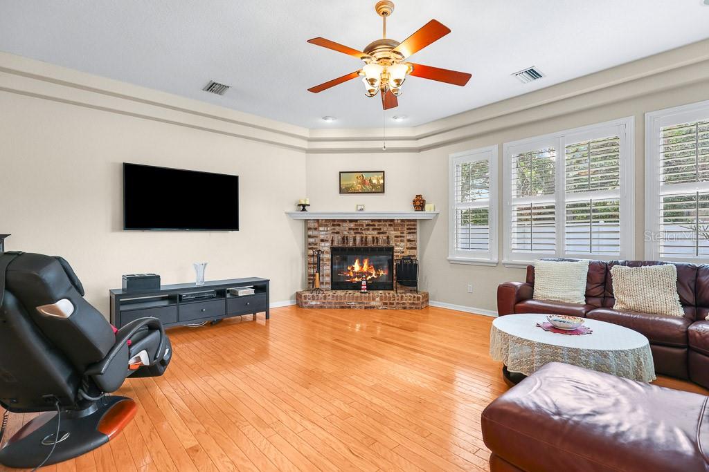 636 CITRUS WOOD LN, VALRICO, FL, 33594