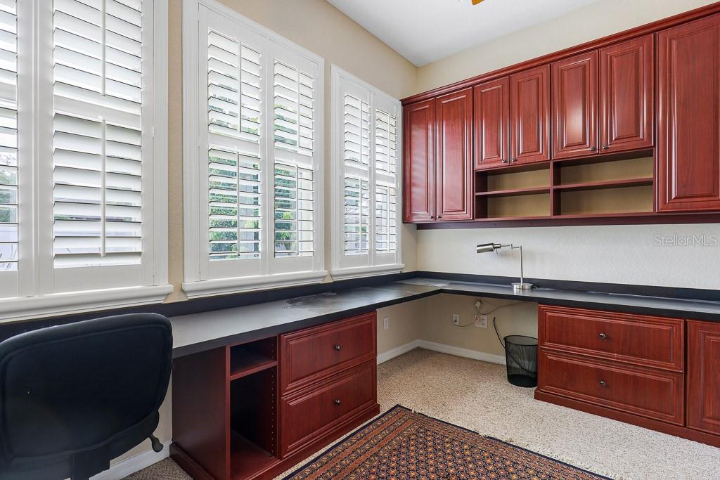 636 CITRUS WOOD LN, VALRICO, FL, 33594