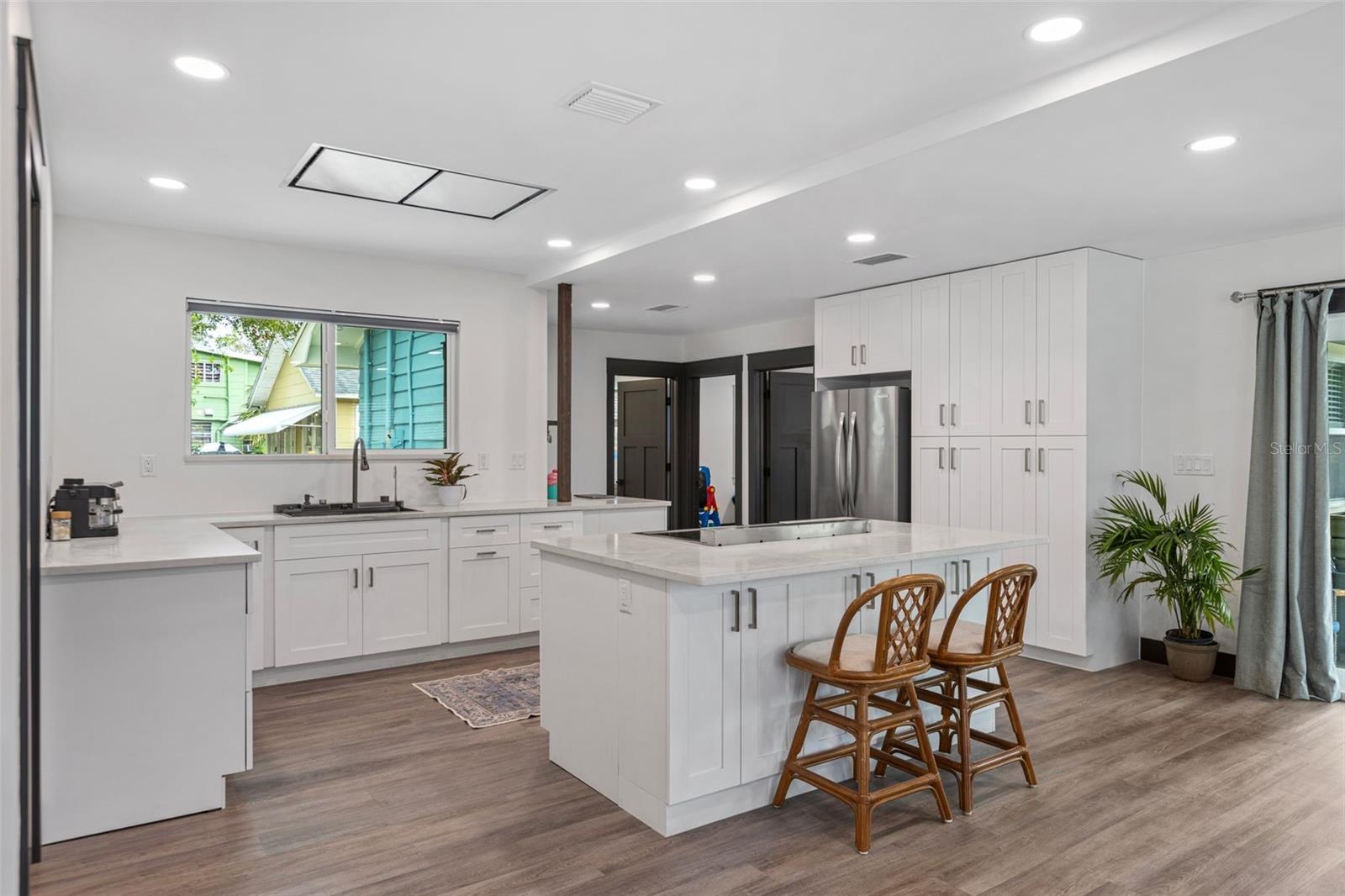 2514 BEACH BLVD S, GULFPORT, FL, 33707