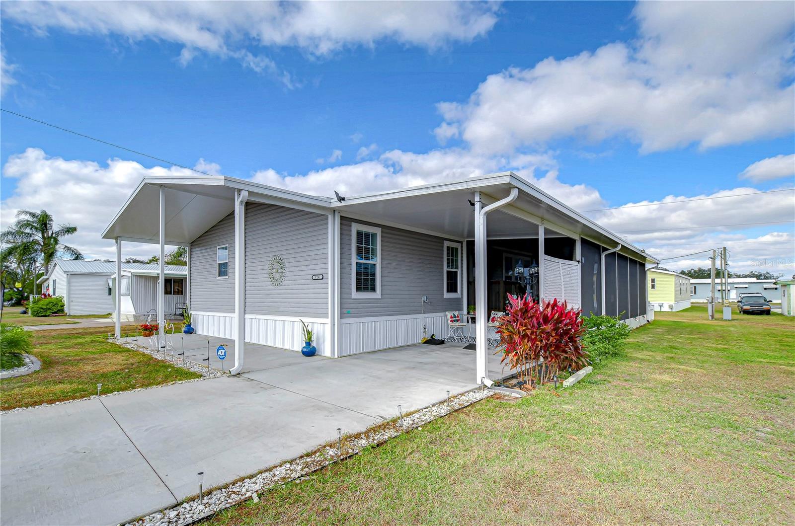 37247 BEVERLY AVE, ZEPHYRHILLS, FL, 33542