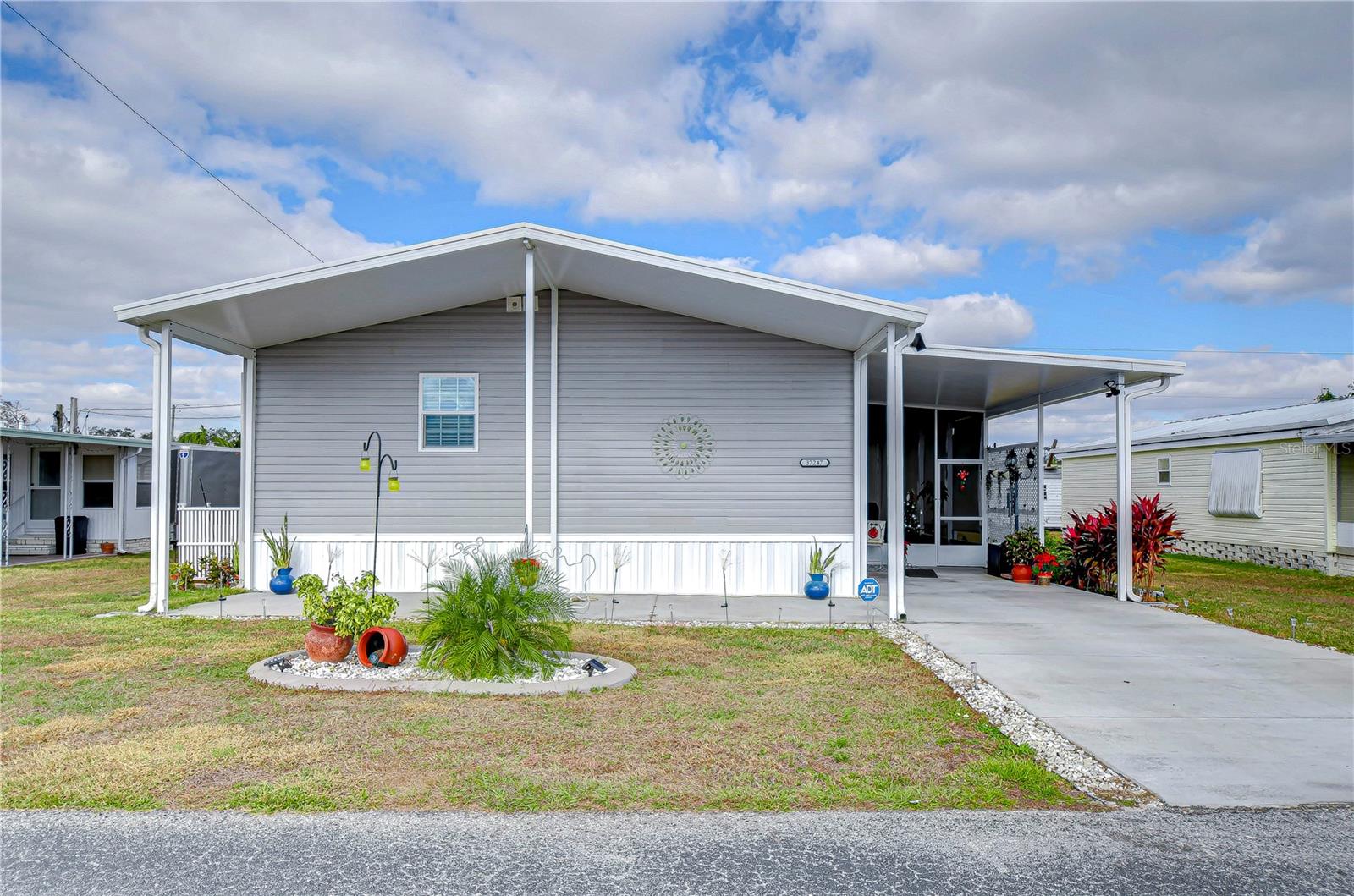 37247 BEVERLY AVE, ZEPHYRHILLS, FL, 33542