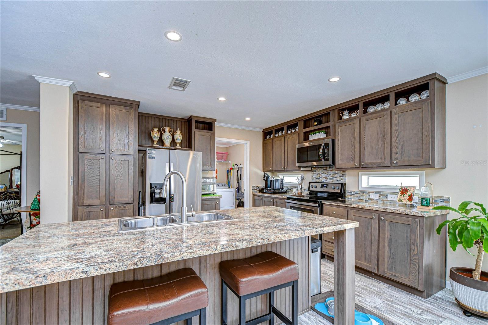 37247 BEVERLY AVE, ZEPHYRHILLS, FL, 33542