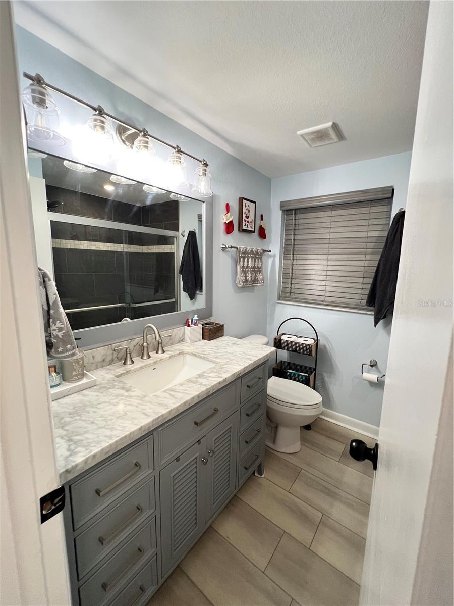 508 CRYSTAL LAKE RD, LUTZ, FL, 33548